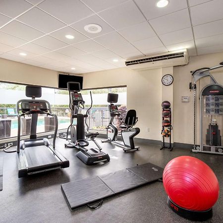 Hampton Inn Columbia I-26/Harbison Blvd Bagian luar foto