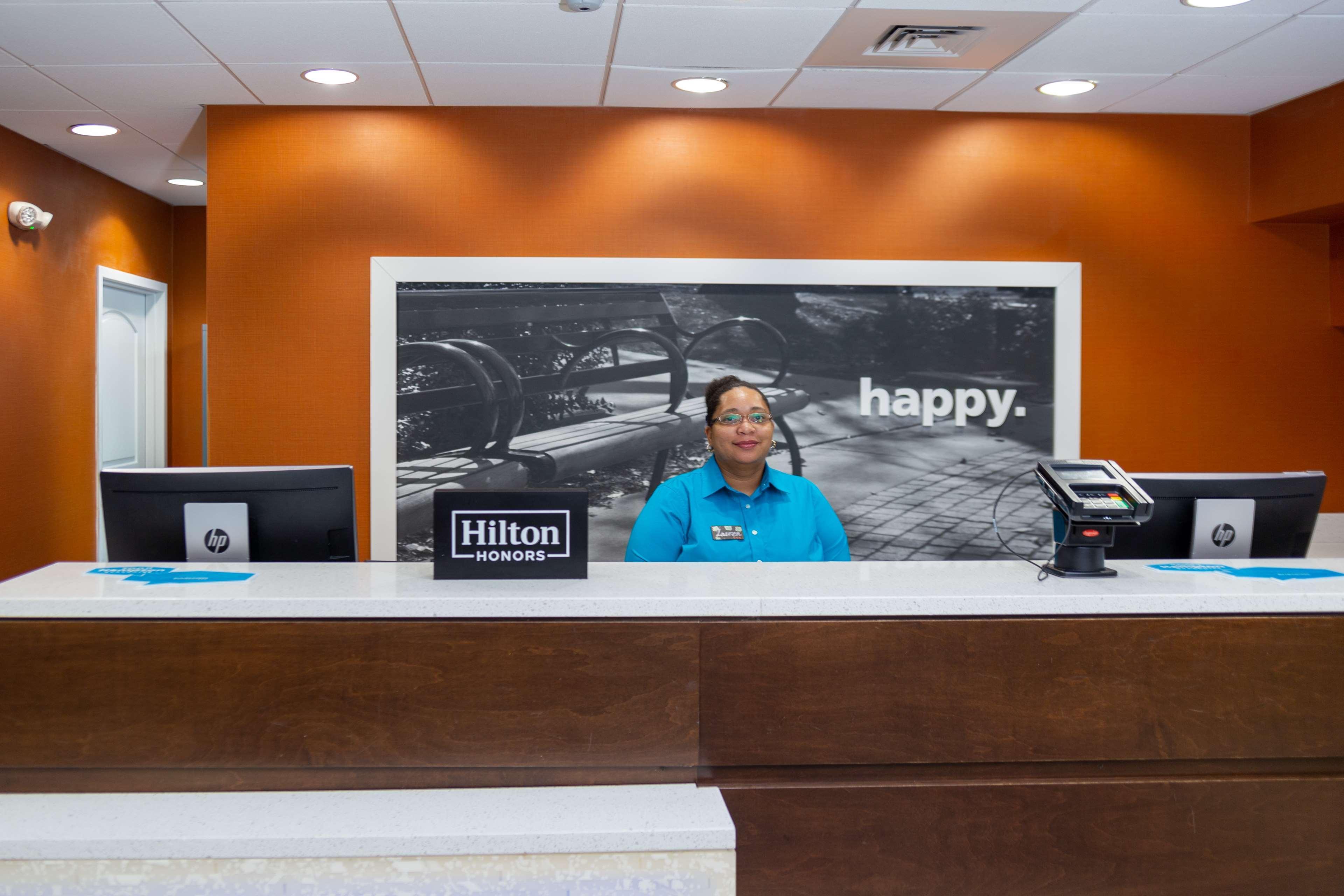 Hampton Inn Columbia I-26/Harbison Blvd Bagian luar foto