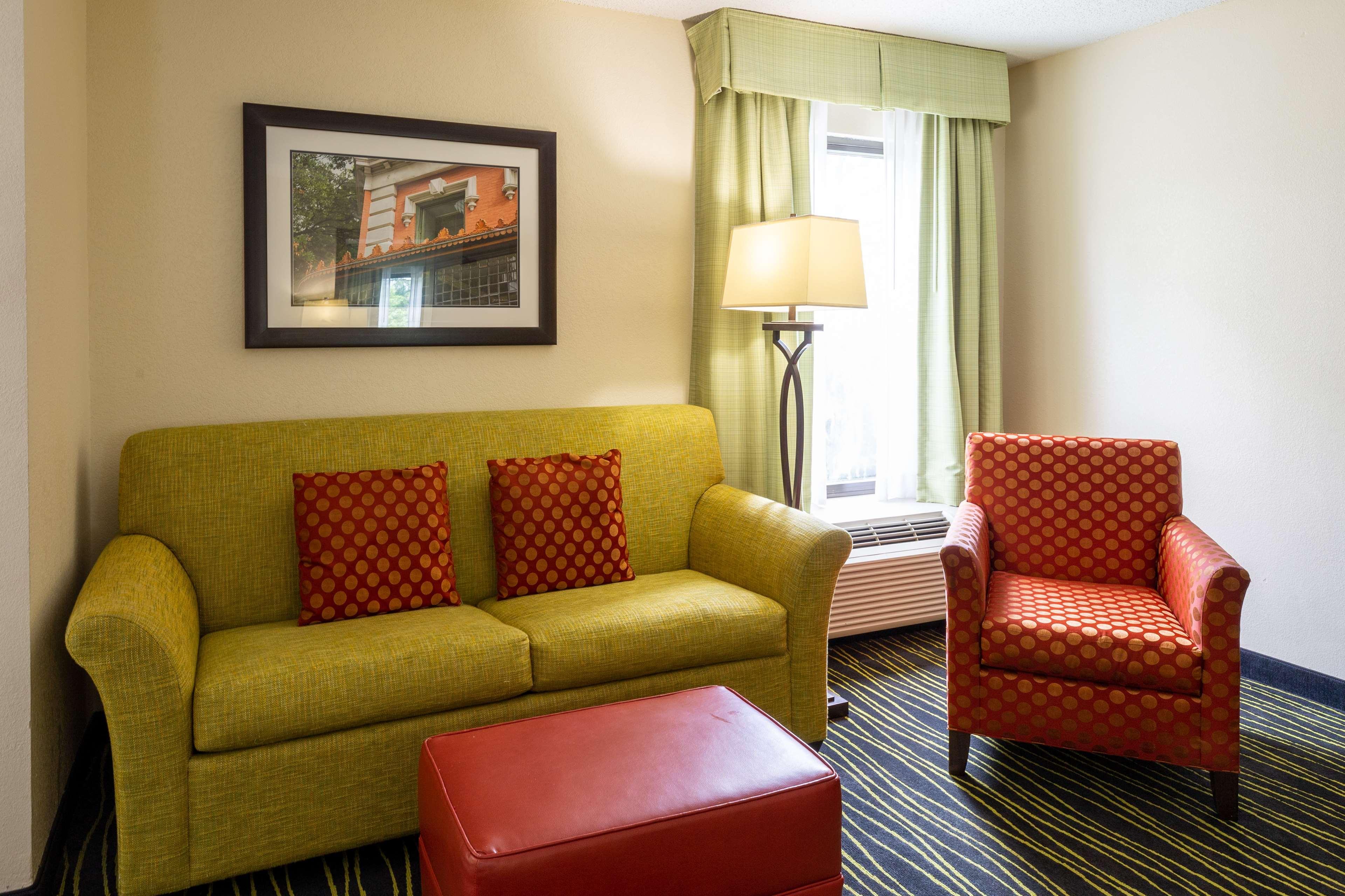 Hampton Inn Columbia I-26/Harbison Blvd Bagian luar foto