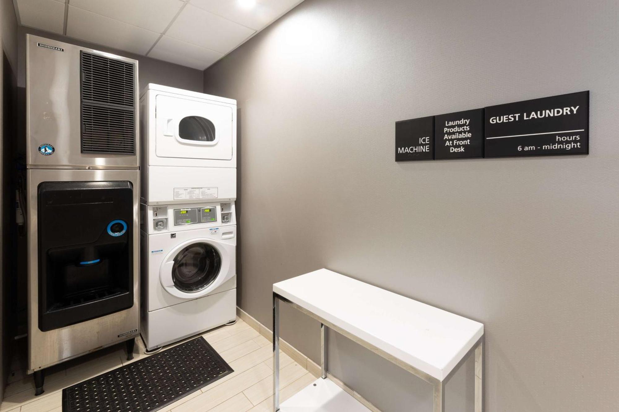 Hampton Inn Columbia I-26/Harbison Blvd Bagian luar foto